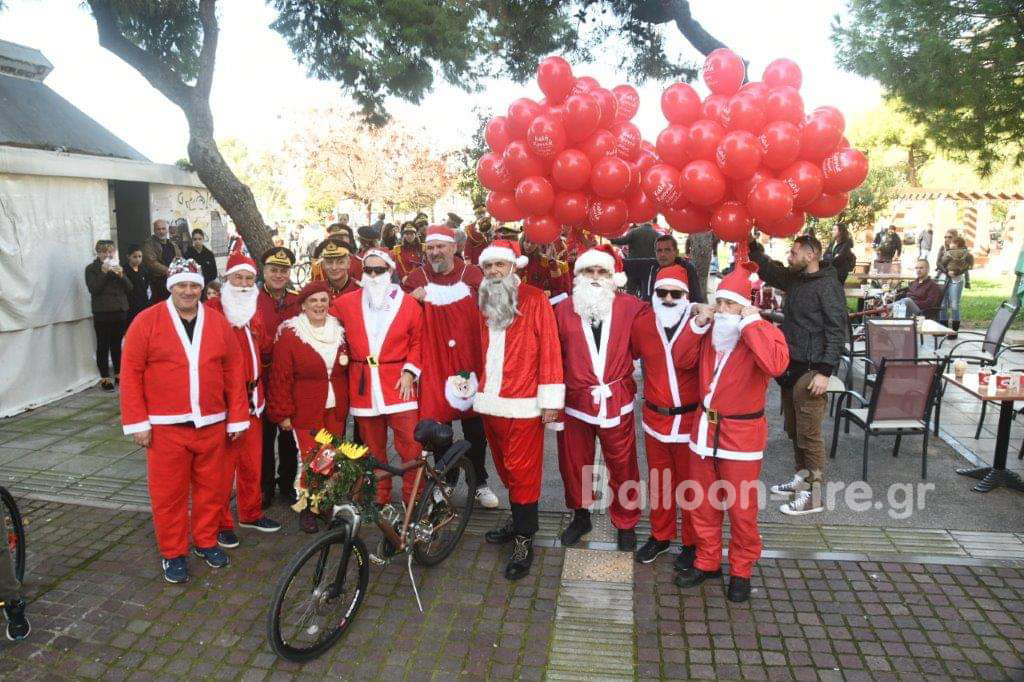 Μπαλόνια Καλή Χρονιά Δήμος Πατρέων - Χριστούγεννα 2022 - Santa Bike